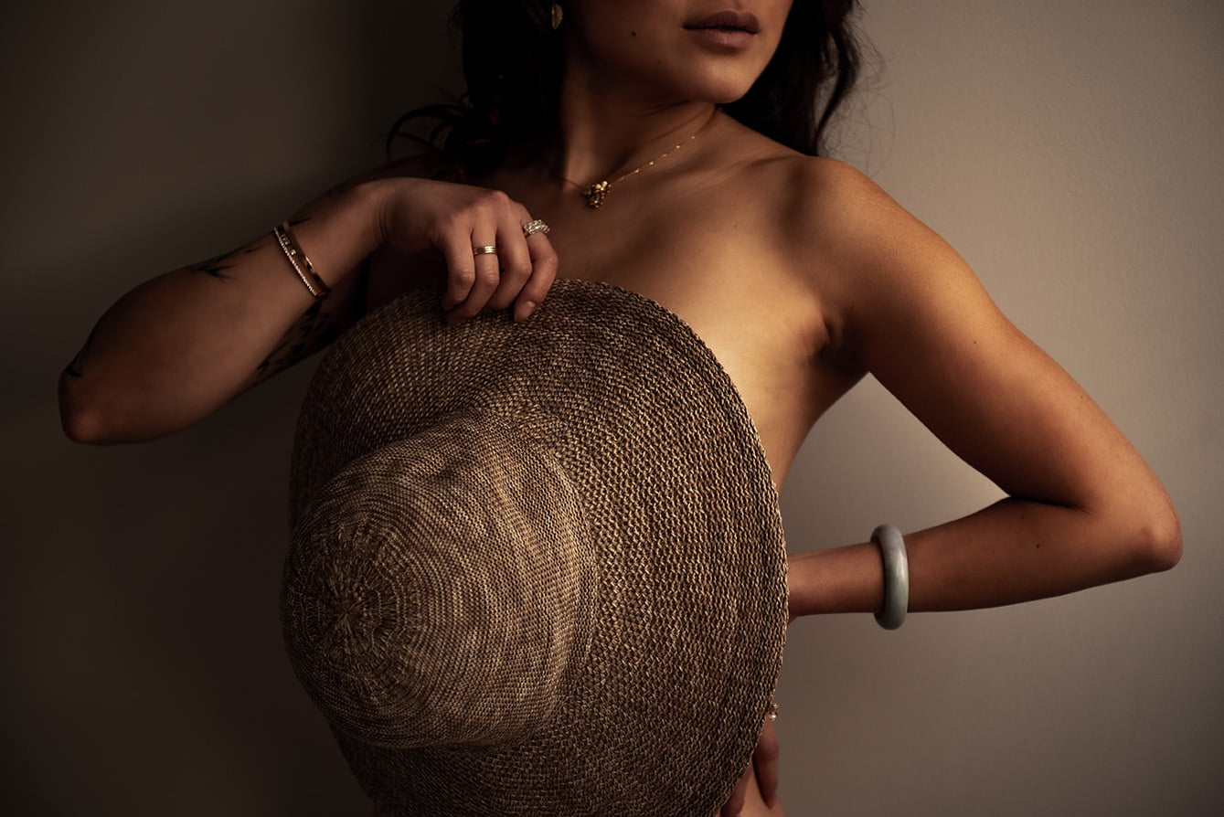 Celine | Calgary Boudoir Photographer | Curvesinshadows